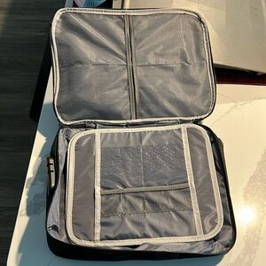 New lockable document pouch black